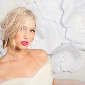 Elegant Cream Fascinator